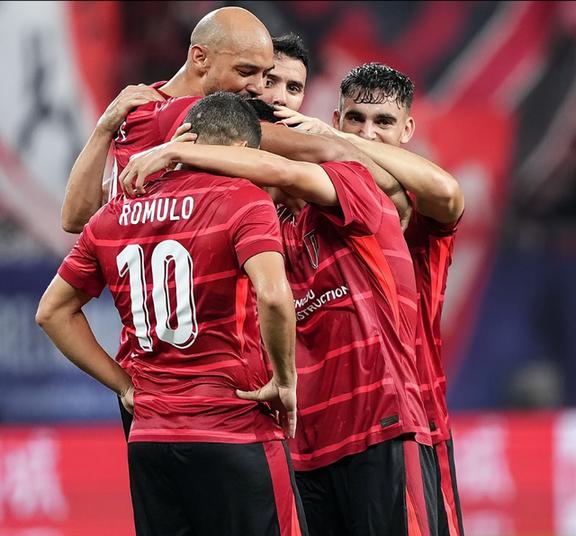 包含斯图加特训练开放日，今夜迎来里程碑引欢呼，亚冠在即，年轻球员得到机会的词条-开云官网首页